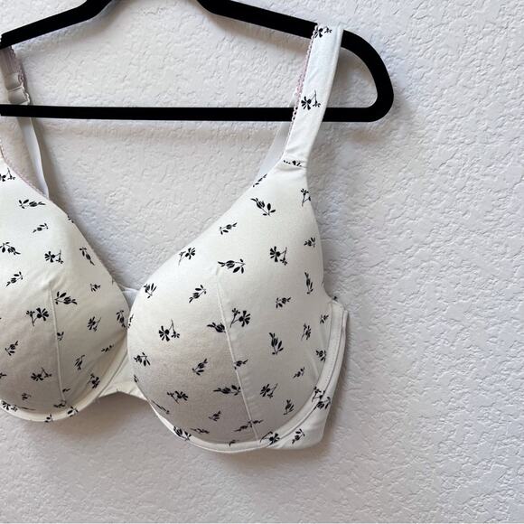 Cacique Bra Women's 42DDD Cream Black Floral Lightly Lined Full Coverage 4 Hook - Picture 3 of 13